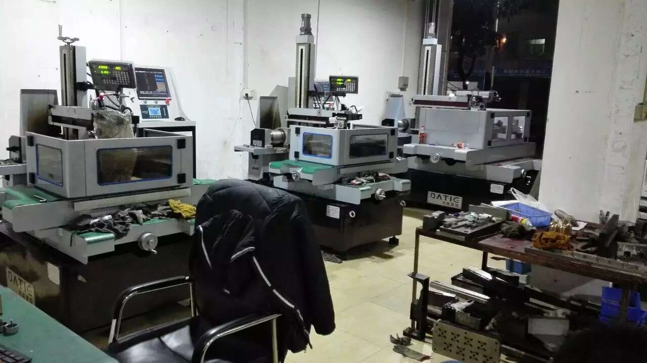 电火花电竞娱乐tv
切割工件前准备