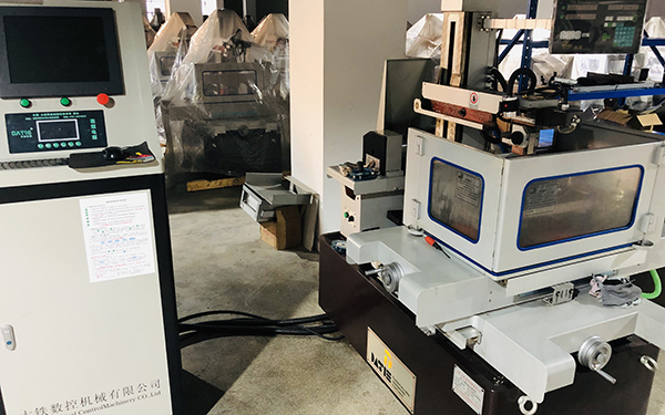 电竞娱乐tv
需要稳压器吗？
